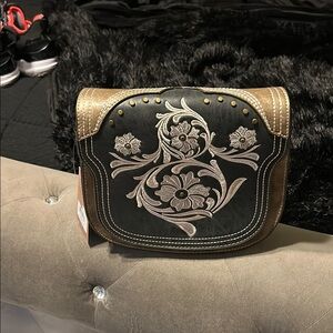 Black and Brown Crossbody Bag with Intricate Design,,Justin western brown